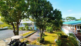 Hotel and Dive Center Roatan Yacht Club