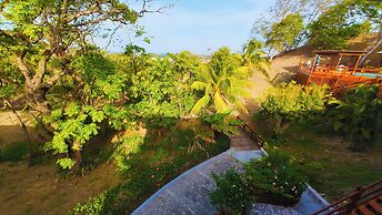 Hotel and Dive Center Roatan Yacht Club