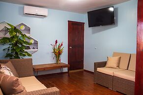 Hotel and Dive Center Roatan Yacht Club