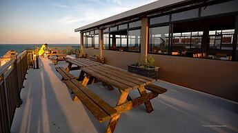 Coral View Hotel & Resort