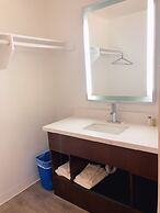 Super 8 by Wyndham San Jose Airport