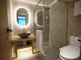 UH Suite The Myeongdong