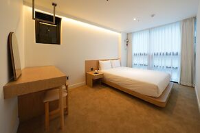 UH Suite The Myeongdong