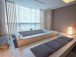 UH Suite The Myeongdong