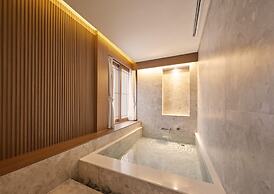 UH Suite The Myeongdong