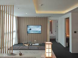 UH Suite The Myeongdong