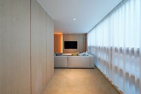 UH Suite The Myeongdong