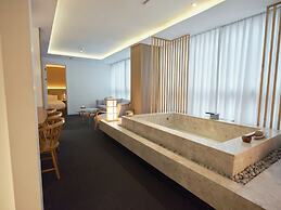 UH Suite The Myeongdong