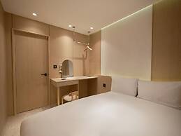 UH Suite The Myeongdong