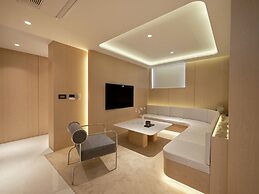 UH Suite The Myeongdong