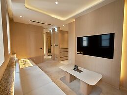 UH Suite The Myeongdong