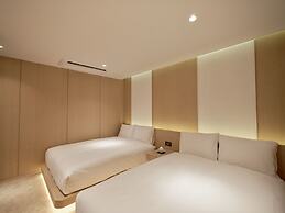 UH Suite The Myeongdong