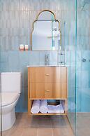 Vibrant Achziv Apartment