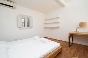 Ghiberti House by Mmega