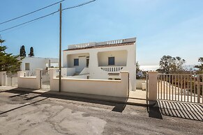 2258 Casetta di Silvia by Barbarhouse