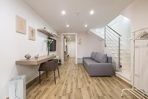 2252 Suite 79 by Barbarhouse