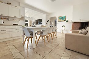 2210 Villa Sergi by Perle di Puglia