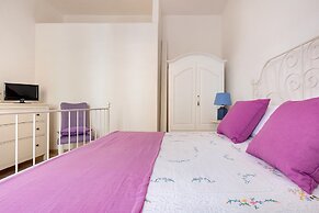 2196 L`angolo di Dora by Barbarhouse