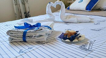 A1- apt With Terrace, Just 3 min Walk to the Beach