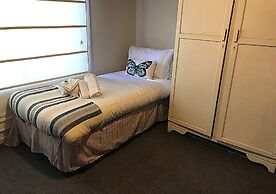 Cosy AffordableGetaway Wifi Netflix Wine