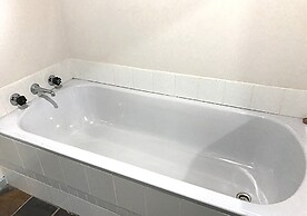 Cosy AffordableGetaway Wifi Netflix Wine