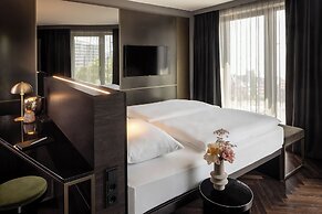 Hotel ROMY by AMANO