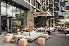 Hotel AMANO East Side