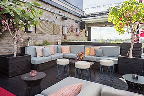 Hotel AMANO East Side