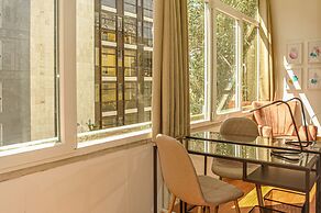 My Fair Lisbon -modern flat with elevator in central Lisbon