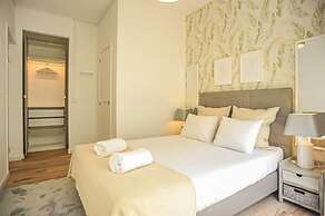 My Fair Lisbon -modern flat with elevator in central Lisbon