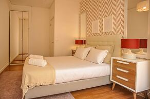 My Fair Lisbon -modern flat with elevator in central Lisbon