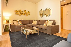 My Fair Lisbon -modern flat with elevator in central Lisbon