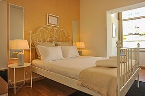 My Fair Lisbon -modern flat with elevator in central Lisbon