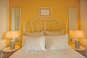 My Fair Lisbon -modern flat with elevator in central Lisbon