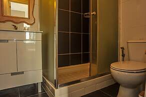 My Fair Lisbon -modern flat with elevator in central Lisbon