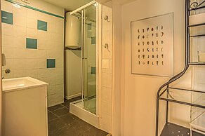 My Fair Lisbon -modern flat with elevator in central Lisbon