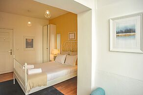 My Fair Lisbon -modern flat with elevator in central Lisbon