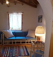 Traditional Villa, Stunning Surroundings