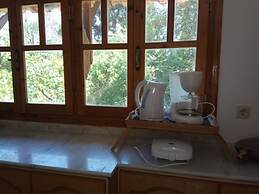 Traditional Villa, Stunning Surroundings