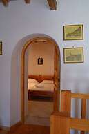 Traditional Villa, Stunning Surroundings