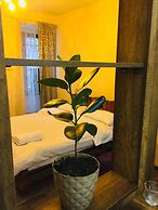 Apartment near Dry Bridge