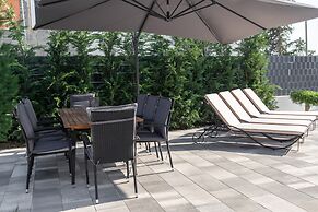 New Luxury Modern Four-bedroom Villa With Pool