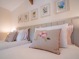 May Blossom Barn