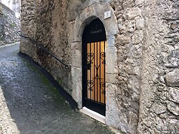 Large Medieval House in National Park, Super View