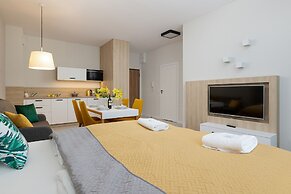 Bel Mare Apartments by Renters