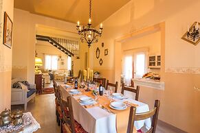 Villa Sassina by Mmega