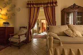 Villa Sassina by Mmega