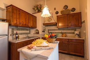 Villa Sassina by Mmega