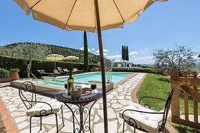 Villa Sassina by Mmega