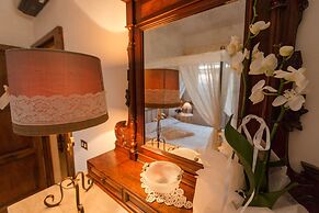 Villa Sassina by Mmega